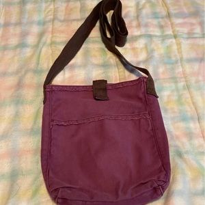 Crossbody messenger bag